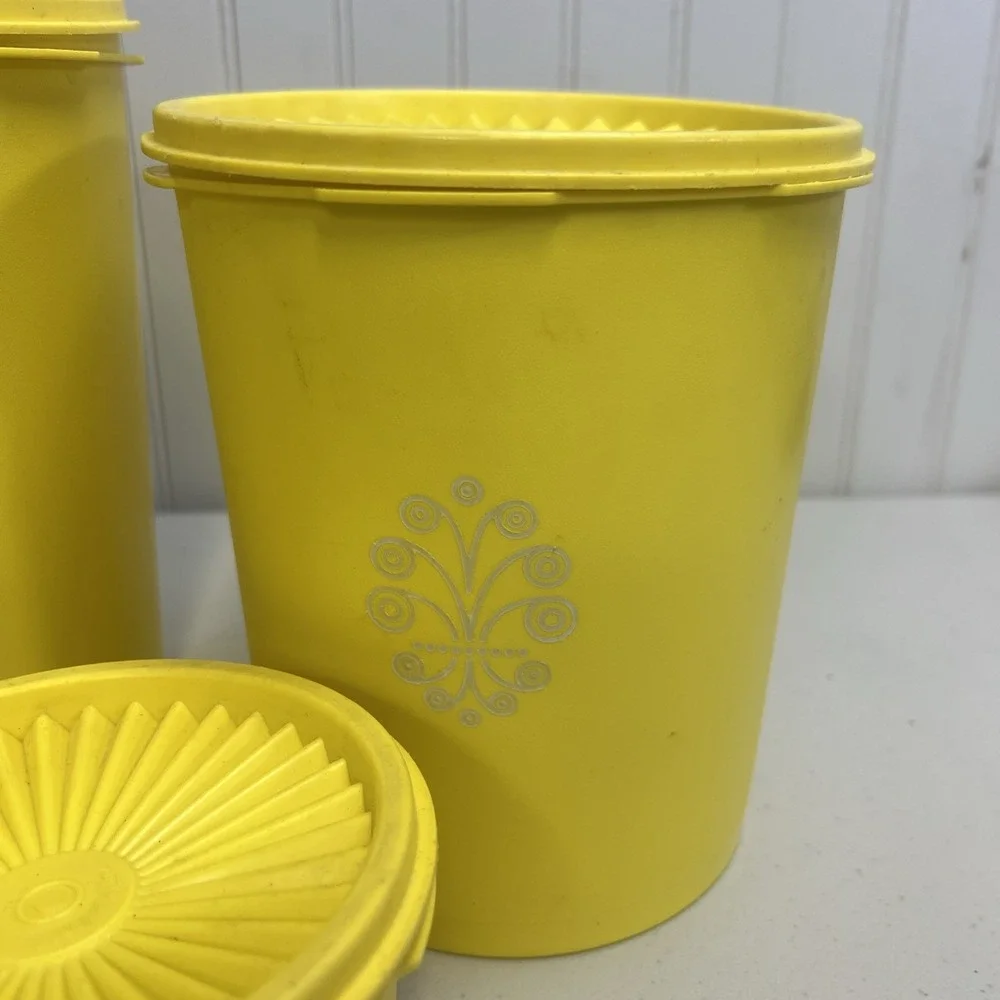 MCM 1970's Tupperware Daffodil Yellow Canister Set W/Lids 12pc Set